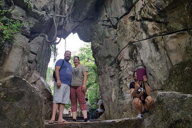 MARBLE MOUNTAIN-AM PHU Cave & HOI AN -Colourful Lantern Boat Ride - 20-minute sampan ride: a calm break between streets