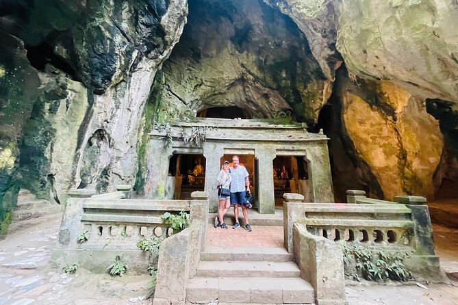 Marble Mountain-Monkey Mountain( Lady Buddha)- Private Tour - Getting Oriented at the Base: Stone Sculpture and Cutting Crafts