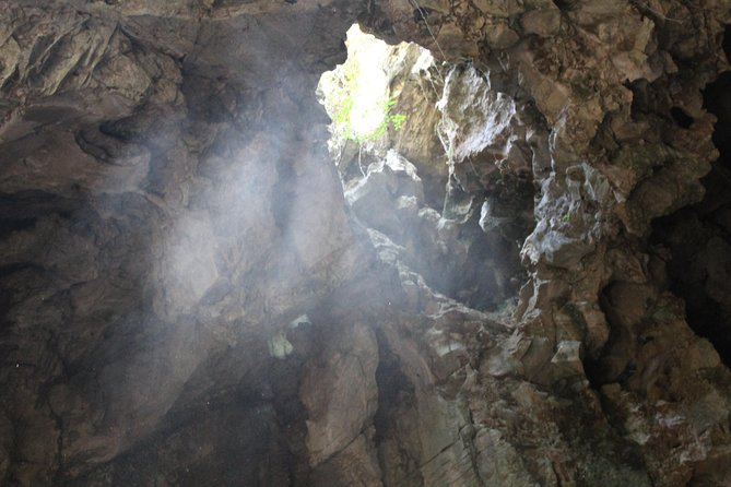 Marble Mountains And Son Tra Peninsula Half-day Tour - Non Nuoc stone carving village: marble art at the mountain’s feet