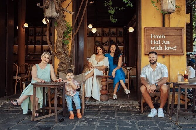 Marble Mountains, Hoi An City Lantern Boat Ride Tour from Da Nang - Your guide and private transportation: how it shapes the day