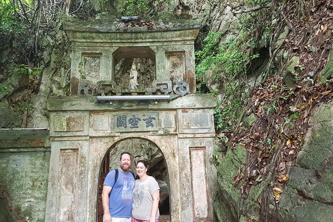 Marble Mountains - Hoi An City- Night Market- Sampan Boat Ride - Night Market lanterns: the switch from history to mood