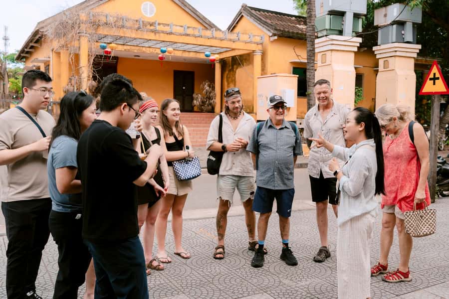 Market Tour - Cooking Class - Coconut Boat Riding - English-Speaking Guidance and Real Local Flow
