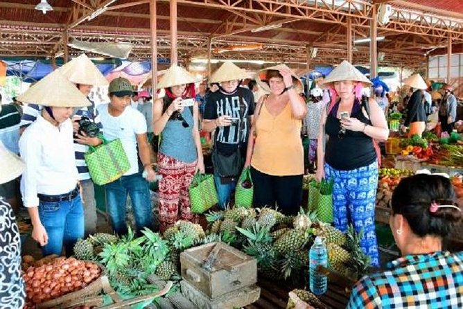 Morning Cooking Class in Thuan Tinh Island depart from Hoi An Old Town - Ms. Hoa’s family home: snacks, gardens, and asking good questions