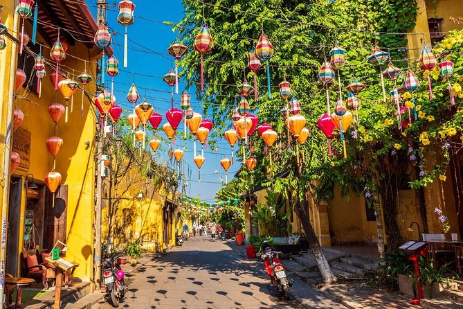 My Son Sanctuary and Hoi An Ancient Town - Walking Hoi An Ancient Town, From Kwan Temple to the Japanese Bridge