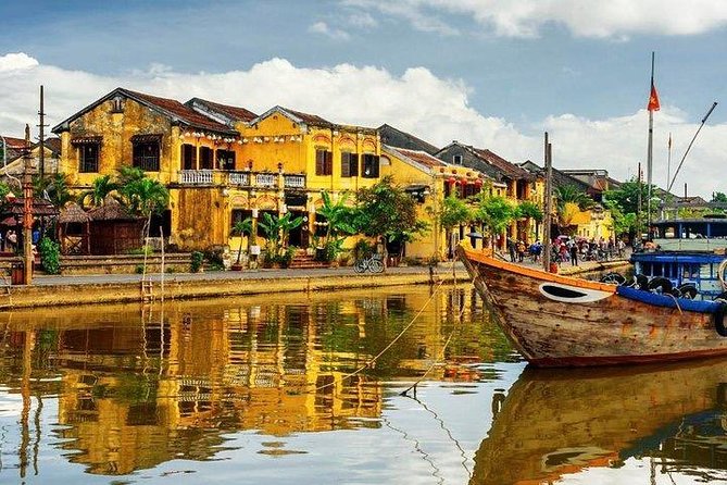 My Son sanctuary and Hoi An ancient town private tour (8a.m-4p.m) - Hoi An Ancient Town, 3 hours that actually lets you look inside