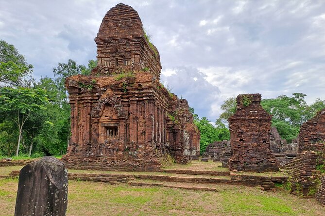 My Son Sanctuary and Marble Mountains from HOI AN OR DA NANG - What to wear and bring for My Son and Marble Mountains