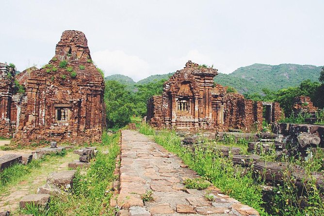 My Son Sanctuary - Hoi An Highlights: PRIVATE Full-day Tour from Da Nang - Hoi An Ancient Town: Narrow Lanes, Covered Bridge, and Architecture Clues