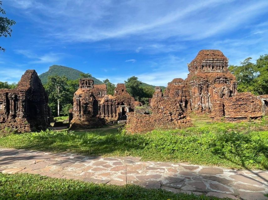 My Son Sanctuary & River Boat Tour From Hoi An or Da Nang - The Cham Apsara dance performance, and what to watch for