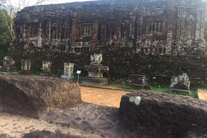 My Son Sanctuary Sunset with insider guide and BBQ boat trip - Who This Tour Fits Best
