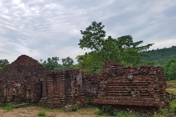 MY SON SUNRISE TOUR to avoid Crowds, Take Nice Photos from HOI AN or DANANG CITY - How to get photos with fewer people (and less heat)