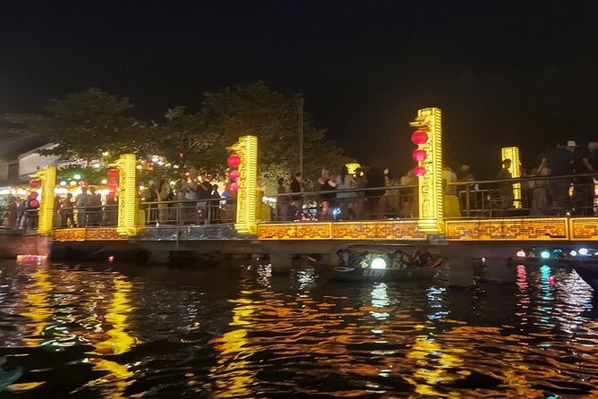Night Boat Ride in Hoi An- Colourful Lanterns-Pick up at 16:30p.m - Stop 3: Japanese Covered Bridge Again, for Photos That Feel Like Postcards