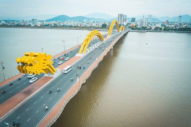 Phong Nha: private car transfer to/from Hoi An ( Da Nang). - A private car that you can actually shape