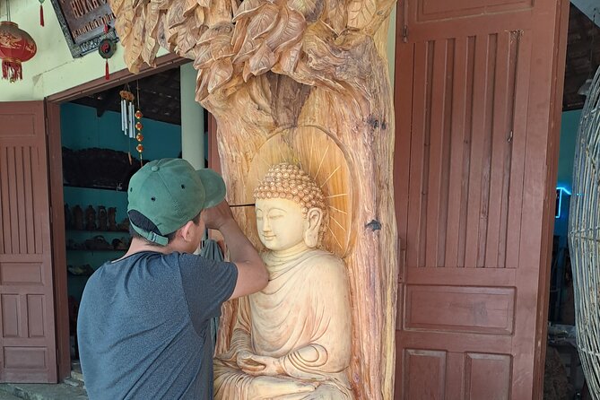Private Boat to Hoi An Craft Villages-Pottery, Carpentry village - Biking and village walking: the best way to avoid a “drive-by craft day”