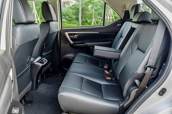 Private Car Between Hue/ Phu Bai Airport and Hoi An - Meet-and-Greet That Cuts Through Arrival Confusion