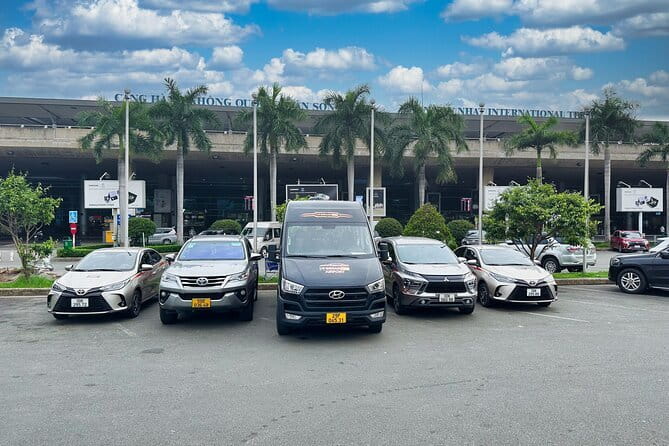 Private Car from Da Nang to Hue - What you actually do during the transfer (a simple mental checklist)
