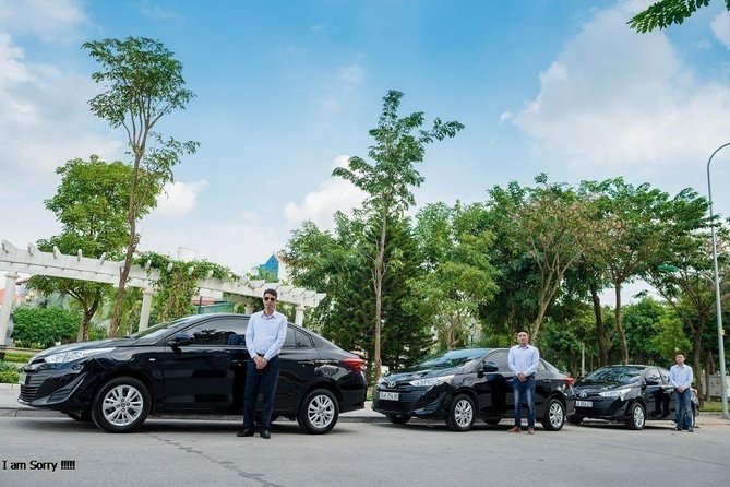 Private car transfer from Hoi An to Da Nang Airport( 1 way ) - Picking the right car size for your group and bags