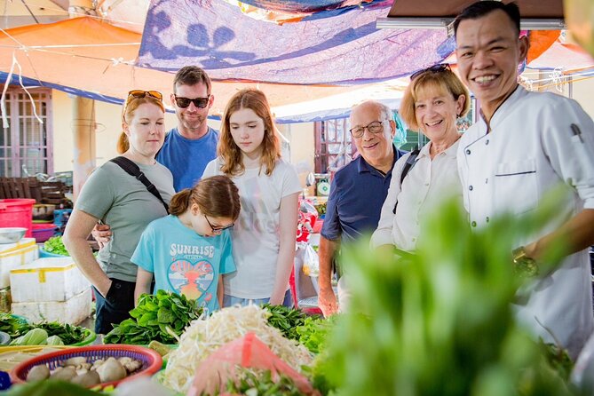 Private cooking class tour with Master Chef - Market shopping with an English-speaking chef, not a script