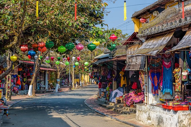 Private Da Nang & Hoi An Tour From Chan May or Tien Sa Port - Stop 1: My Khe Beach, why starting with the water helps