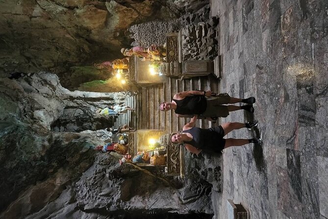 PRIVATE GuidedTOUR to Marble Mountain-Am Phu Cave-Monkey Mountain - Am Phu Cave (Hell Cave): a strong stop for atmosphere and meaning