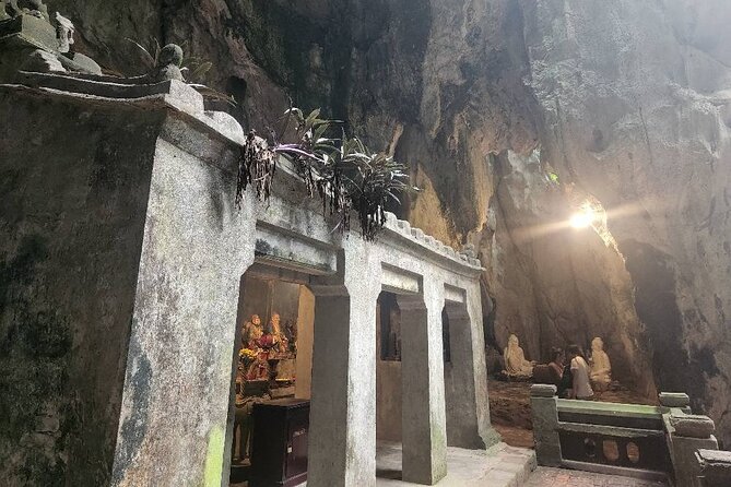 PRIVATE GuidedTOUR to Marble Mountain-Am Phu Cave-Monkey Mountain - What the included tickets and bottled water mean for real comfort