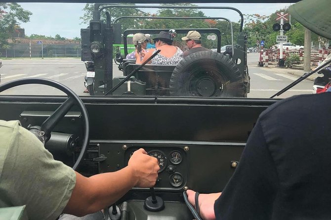 PRIVATE JEEP TOUR: From Hue To Hoi An, Da Nang via Hai Van Pass - Stop 5: Marble Mountains caves and the five elements idea