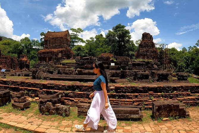 Private Tour from Hoi An: Explore Holy Ruins of My Son - Rice paper workshop: snack, coffee, and hands-on learning with a local family