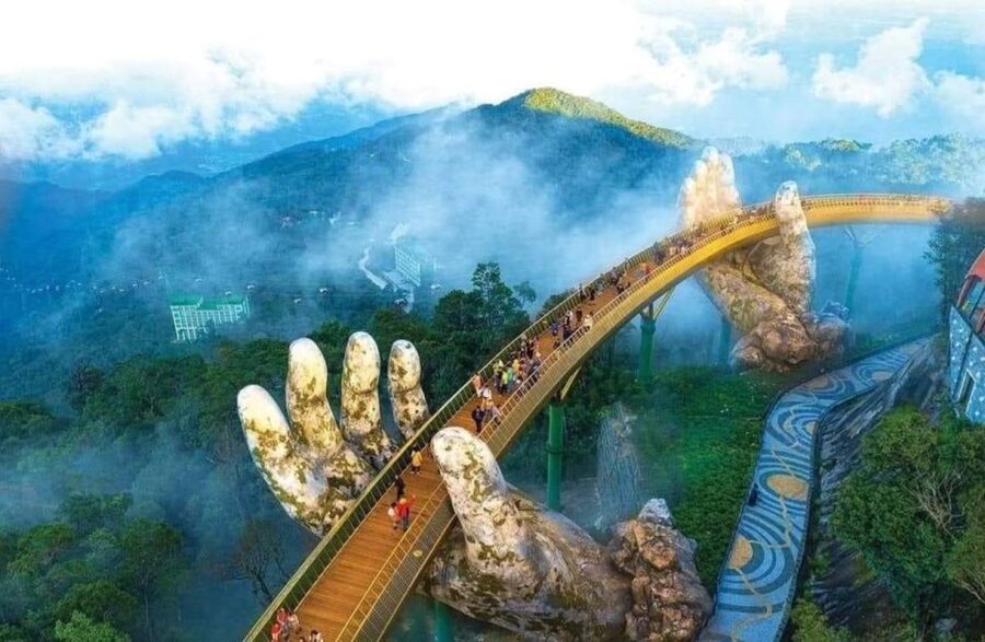 Private Tour to Golden Bridge - BaNa Hills : Hoi An/DaNang - French Village: where themed streets replace quiet sightseeing