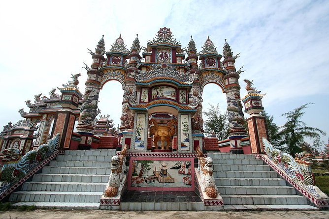 Private transfer from Hue to Hoi An with fabulous stops - Hue to Hoi An, but make it sightseeing