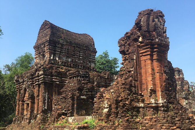 Private transfer/Tour to My Son sanctuary from Da Nang/ Hoi An - Comfort and safety in the car, and what “private” really means