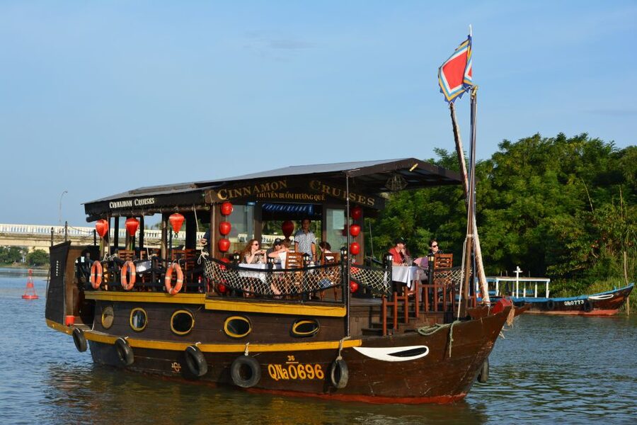 Romantic Sunset Dinner Cruise in Hoi An - Key Things to Know Before You Board