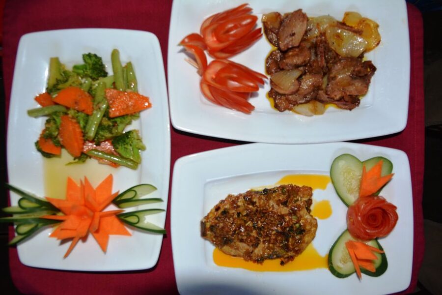 Romantic Sunset Dinner Cruise in Hoi An - Floating Lanterns: The Hoi An Night-Moment You Can Do From the River