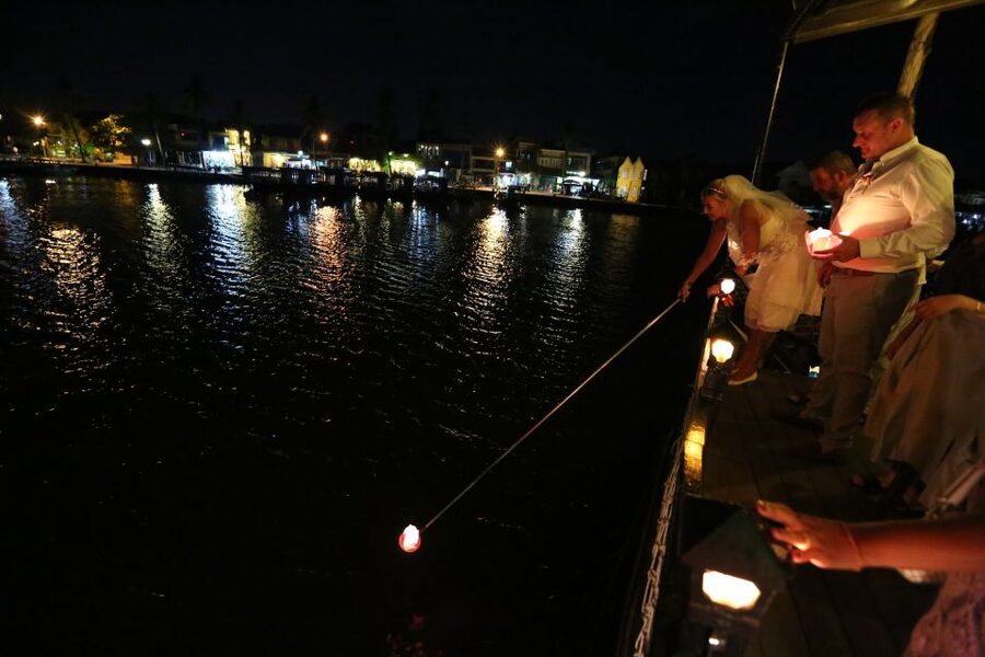 Romantic Sunset Dinner Cruise in Hoi An - Lesser-Known Portions of Hoi An, Seen Quietly