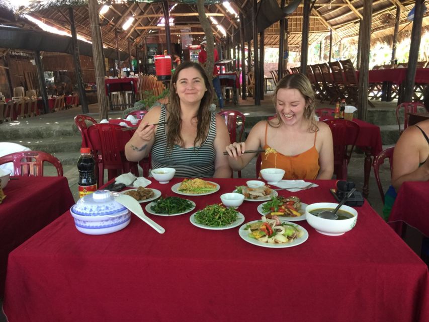 Snorkeling Cham Island: Snorkeling Tour by Speed Boat - Cham Jungle Restaurant Seafood Lunch: Local Food, No Guesswork