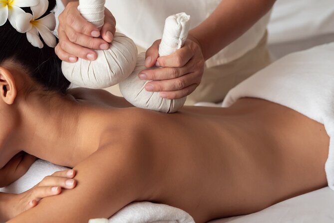 Stunning Aroma Therapy 60 min - Setting your preferences before the oils touch your skin