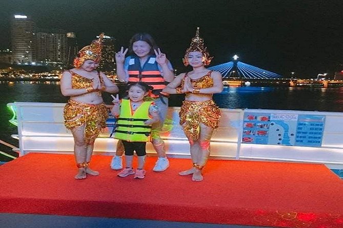 Tasty Dinner Han River Dragon Cruise by Yatch & Tradictional Show - The Dinner Menu on Board, and What the Chef Cooked-Right-On-Stage Means