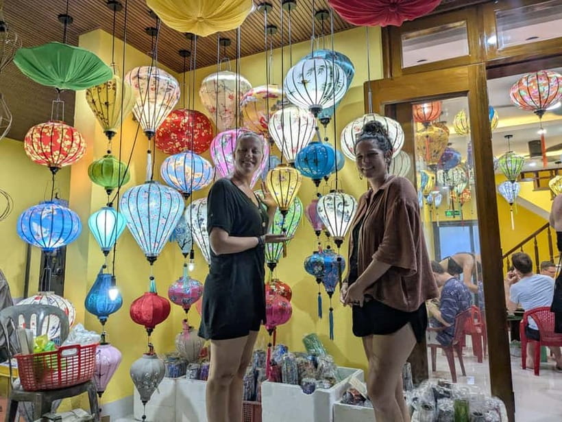The Lantern Lady: Traditional Lantern Class in Old Town - The Workshop Flow: Self-Paced, Small Group, English Instruction