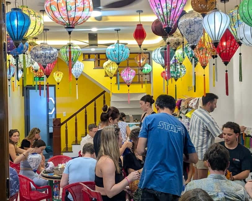 The Lantern Lady: Traditional Lantern Class in Old Town - From Materials to a Finished Lantern: What the 90 Minutes Feels Like