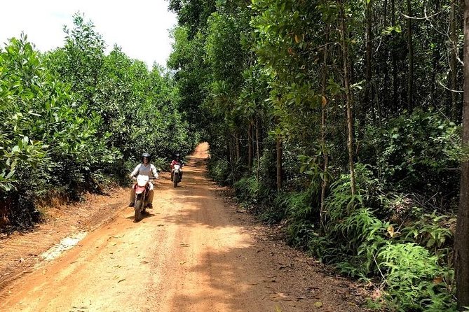 Top Gear: Hoian - Hai van pass loop - Cham Tower and War-Site Stops: More Than a Scenic Add-On