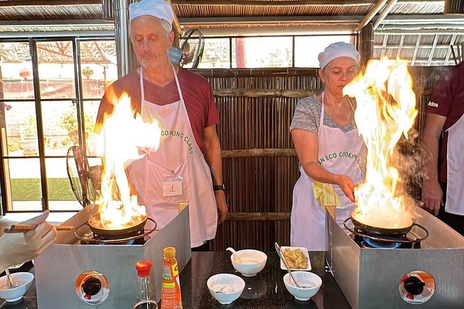 Vegetarian Cooking Class and Basket Boat Activity - Cooking Class With a Local Chef: What You’ll Actually Make